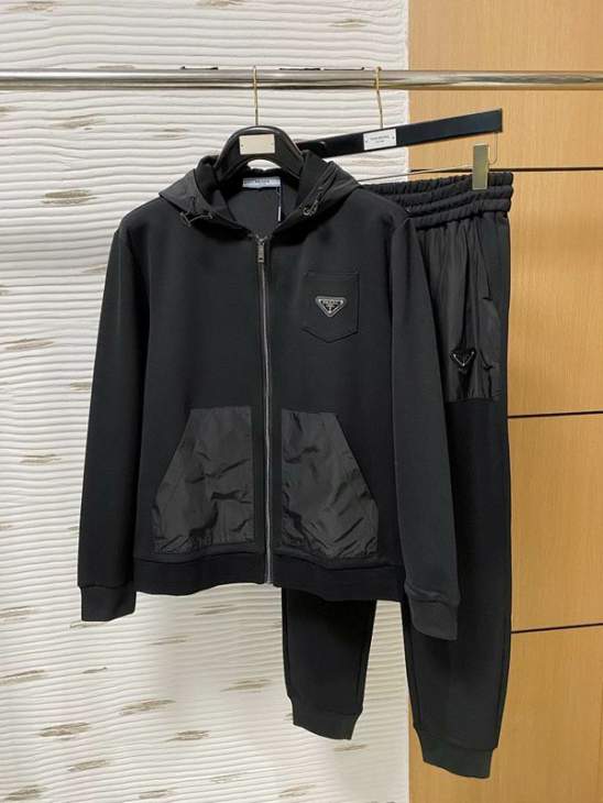 Picture of Prada Sweater Suits _SKUPradaM-3XLkdtr41842045